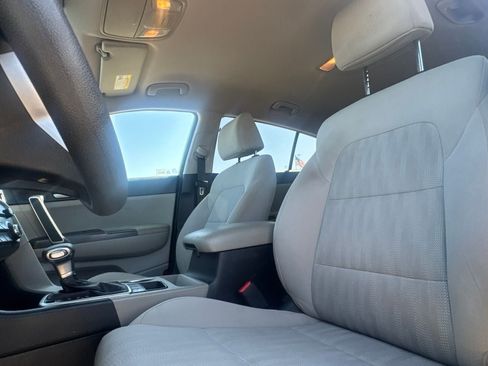 Used 2020 Kia Sportage LX AWD/4WD image 38
