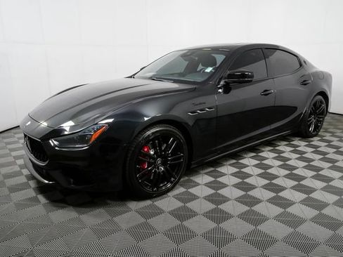 Used 2023 Maserati Ghibli Modena RWD image 27