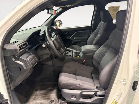 Used 2026 Toyota Tacoma SR AWD/4WD image 10