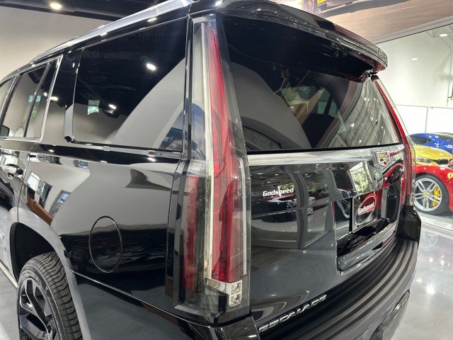 Used 2015 Cadillac Escalade Premium AWD/4WD image 40