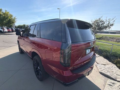 Used 2026 Cadillac Escalade Platinum Sport w/ LPO, ONYX Package AWD/4WD image 28