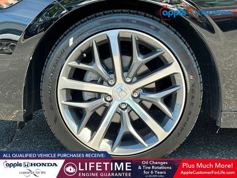 Used 2024 Honda Civic Touring image 6