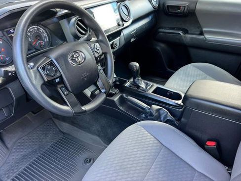 Certified 2022 Toyota Tacoma SR image 11
