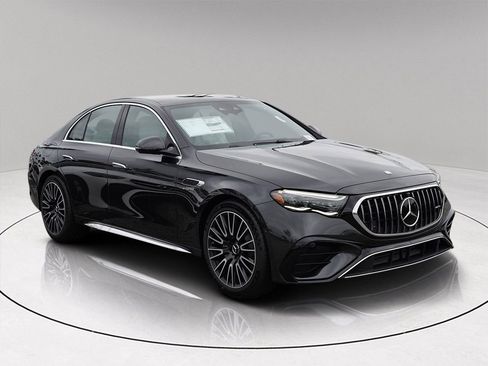 New 2026 Mercedes-Benz E 53 AMG e 4MATIC Sedan image 1