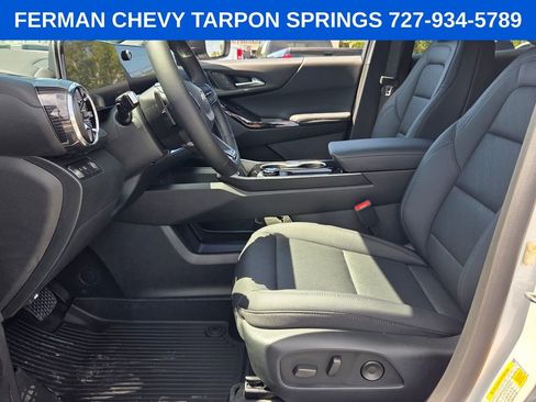 New 2026 Chevrolet Equinox LT w/ Convenience Package II FWD image 11