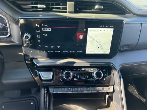 Used 2022 GMC Sierra 1500 AT4 image 20