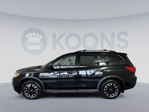 Used 2020 Nissan Pathfinder SV w/ Rock Creek Edition image 2