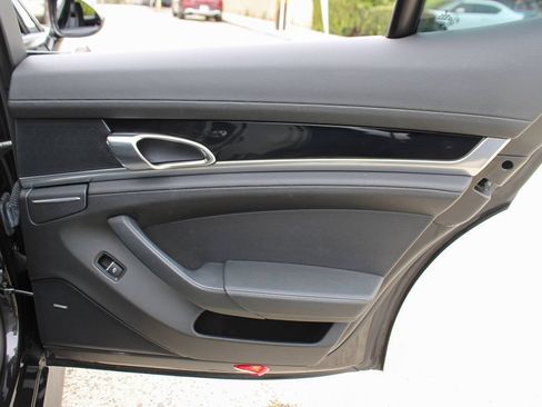 Used 2012 Porsche Panamera image 42