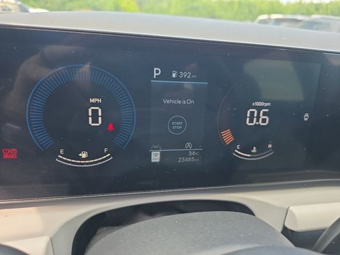 Used 2025 Hyundai Tucson SEL FWD image 12