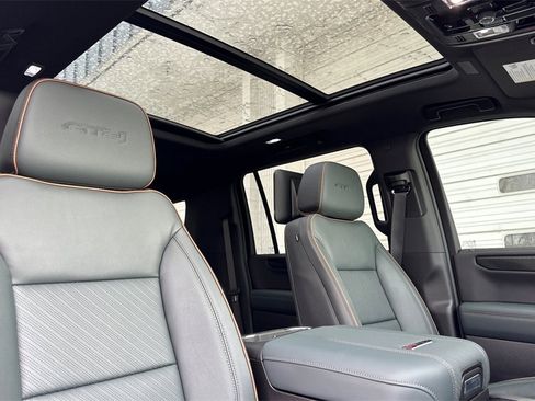 New 2026 GMC Yukon XL AT4 w/ AT4 Premium Plus Package image 17