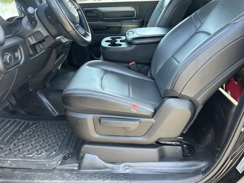 Used 2022 RAM 5500 Tradesman RWD image 13