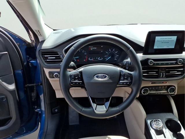 Used 2022 Ford Escape SEL AWD/4WD image 14