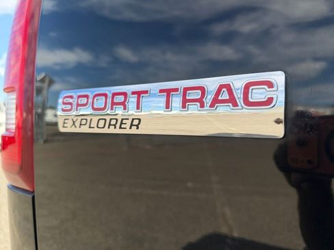 Used 2009 Ford Explorer Sport Trac Adrenalin AWD/4WD image 34