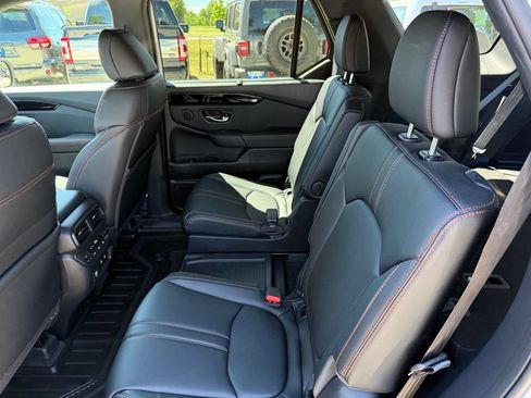 Certified 2026 Honda Pilot TrailSport image 16