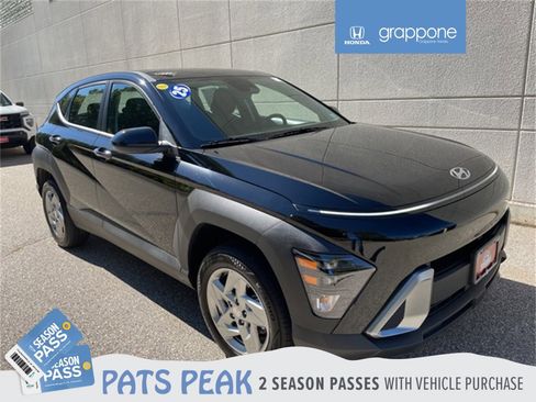 Used 2025 Hyundai Kona SE image 1
