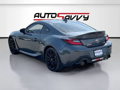 Used 2024 Toyota GR86 Premium RWD image 5
