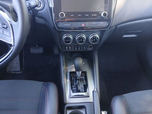 Used 2024 Mitsubishi Outlander Sport AWD image 11