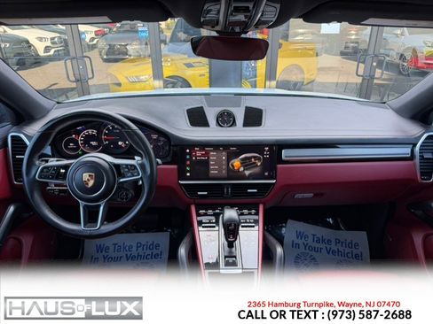 Used 2022 Porsche Cayenne Platinum Edition AWD/4WD image 29