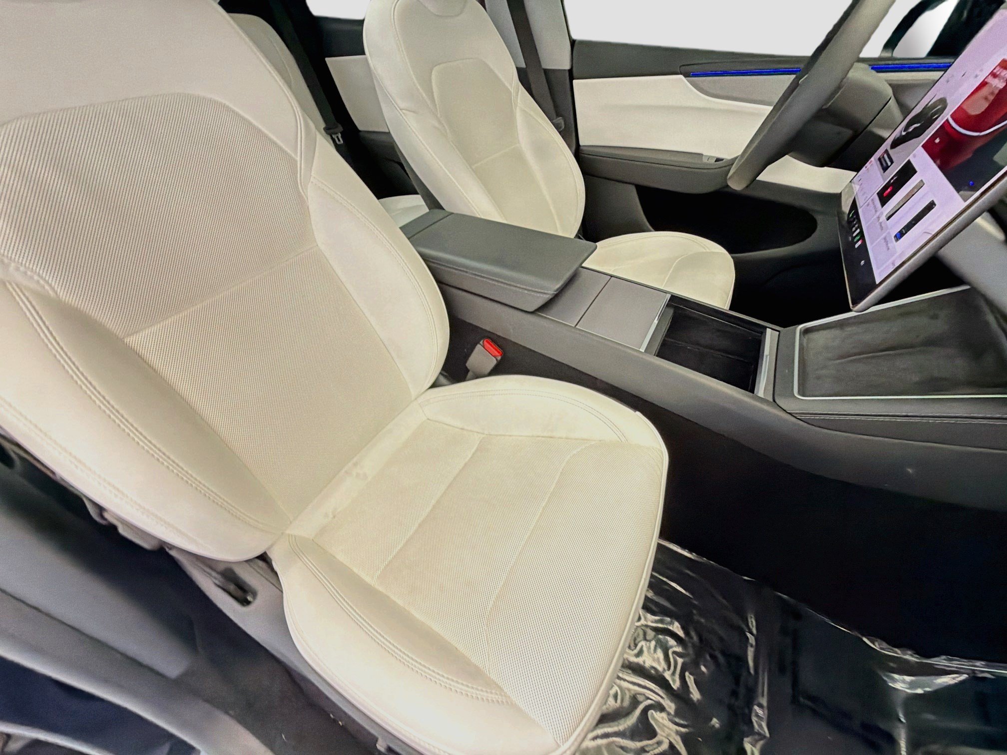 Used 2026 Tesla Model Y 2WD image 15