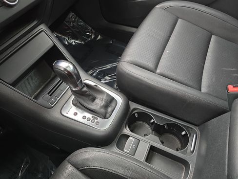 Used 2013 Volkswagen Tiguan SE AWD/4WD image 24