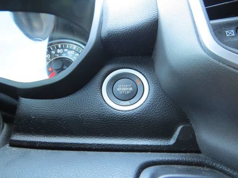 Used 2022 RAM 1500 Big Horn RWD image 36