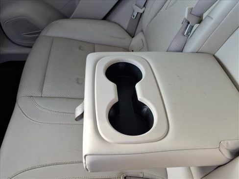 Used 2021 Buick Envision Essence w/ Technology Package I image 21