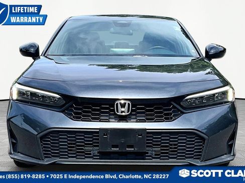 Used 2025 Honda Civic Sport image 2