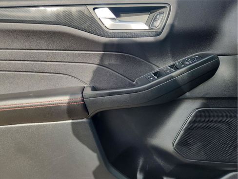 Used 2025 Ford Escape ST-Line AWD/4WD image 21