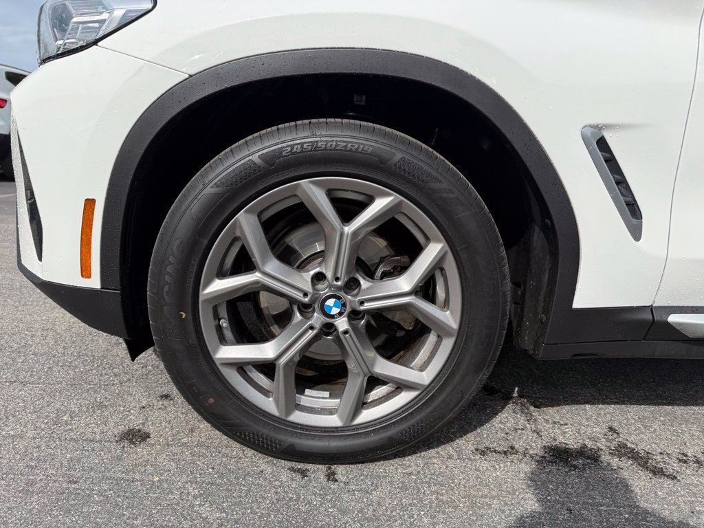 Used 2024 BMW X3 xDrive30i w/ Premium Package w/ZPA AWD/4WD image 26