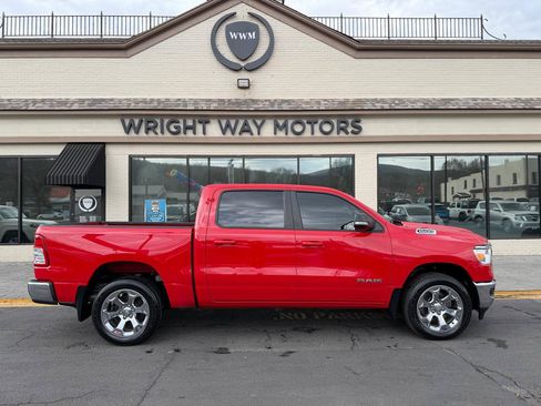 Used 2022 RAM 1500 Big Horn AWD/4WD image 2