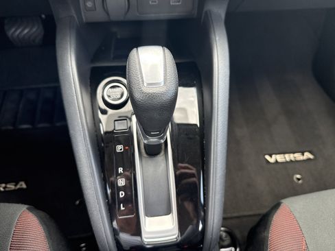 Used 2024 Nissan Versa SR FWD image 24