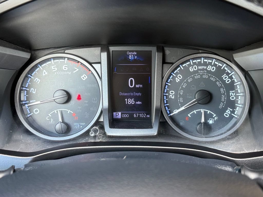 Used 2019 Toyota Tacoma TRD Off-Road w/ Technology Package AWD/4WD image 32