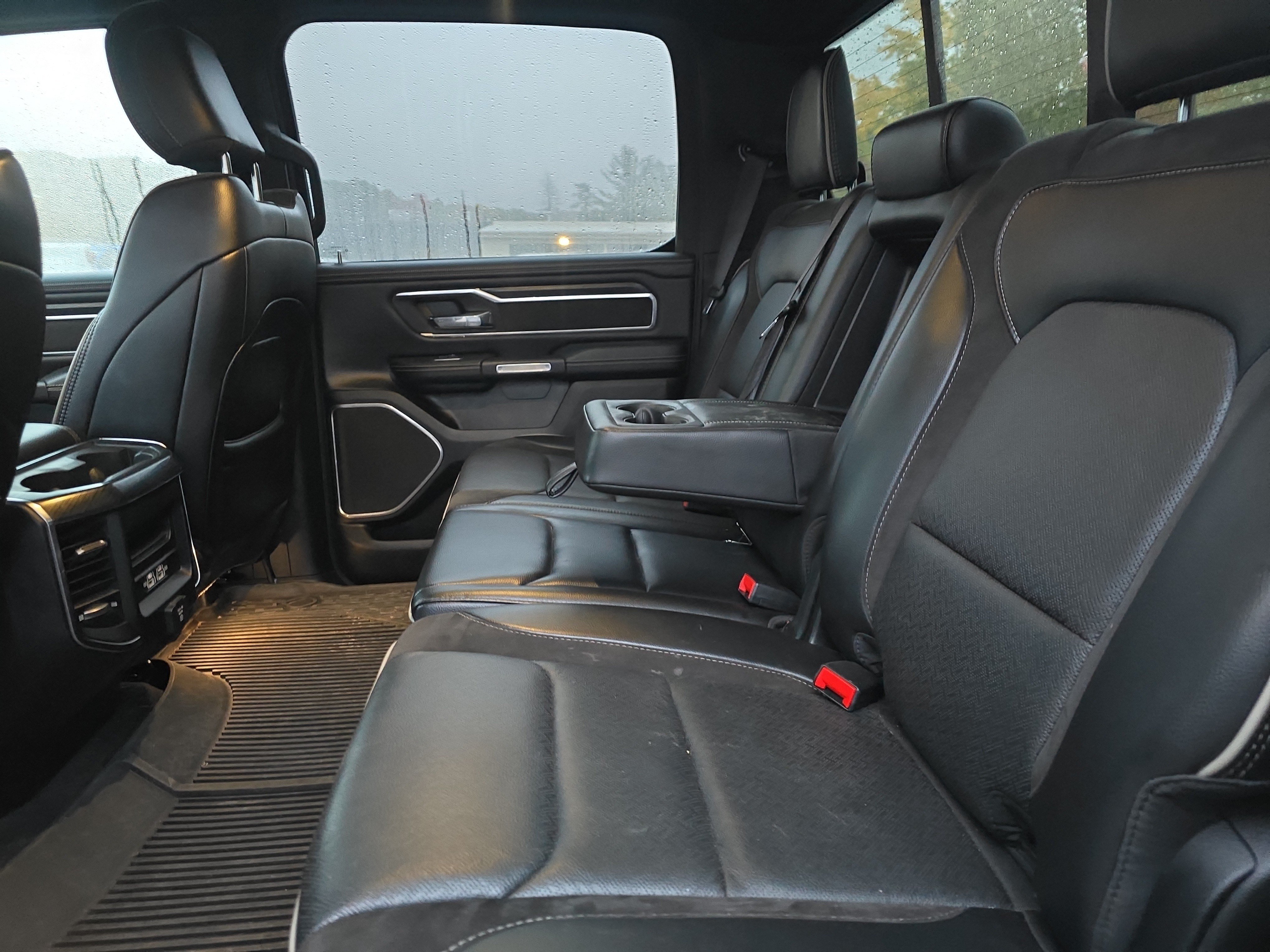 Used 2023 RAM 1500 Laramie AWD/4WD image 14