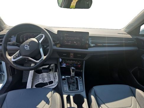 New 2025 Volkswagen Jetta SEL FWD image 16