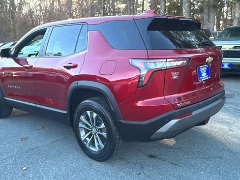 Certified 2025 Chevrolet Equinox LT w/ Safety and Technology Package image 10