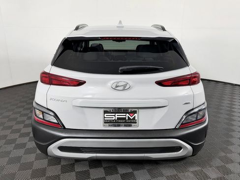 Used 2022 Hyundai Kona SEL image 10