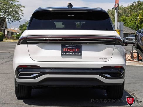 Used 2024 Lincoln Nautilus Reserve w/ Equipment Group 202A AWD/4WD image 23