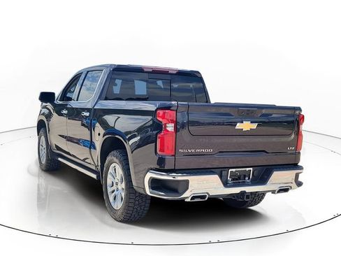 Used 2023 Chevrolet Silverado 1500 LTZ w/ LTZ Convenience Package II AWD/4WD image 7