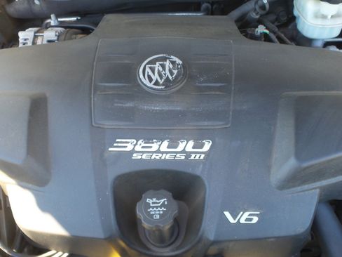 Used 2008 Buick Lucerne CX w/ Driver Confidence Package image 32