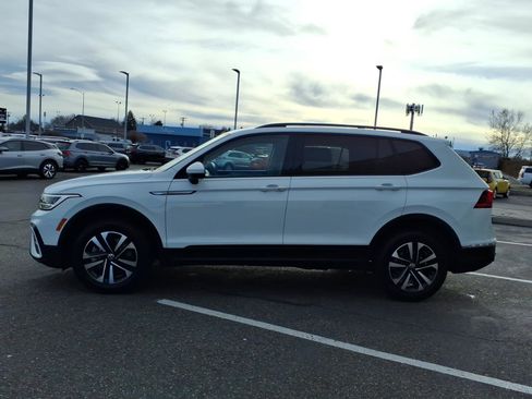 Certified 2022 Volkswagen Tiguan S image 5