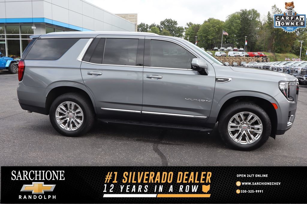 Used 2021 GMC Yukon SLT w/ SLT Premium Package AWD/4WD image 1