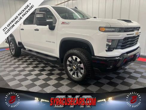 Used 2025 Chevrolet Silverado 2500 Custom w/ Custom Value Package AWD/4WD image 1
