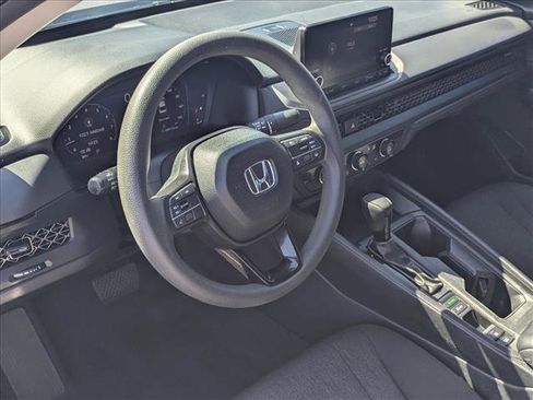 Used 2023 Honda Accord LX image 10