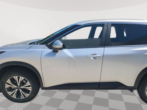 Used 2023 Nissan Rogue SV AWD/4WD image 12