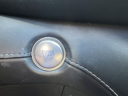 Used 2021 Hyundai Santa Fe Limited image 30