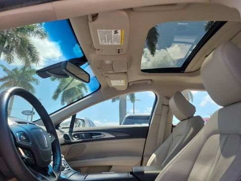 Certified 2020 Lincoln MKZ Reserve FWD image 16