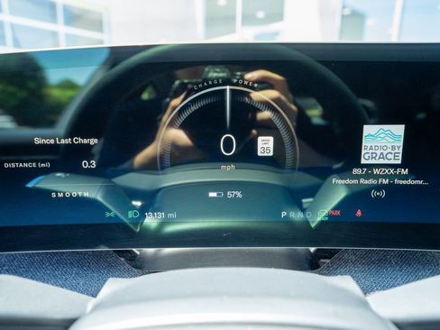 Used 2024 Lucid Air Pure RWD image 35