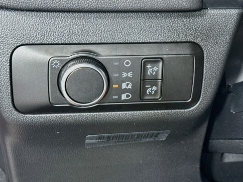 Used 2025 Ford Escape ST-Line w/ Tech Pack #1 AWD/4WD image 11
