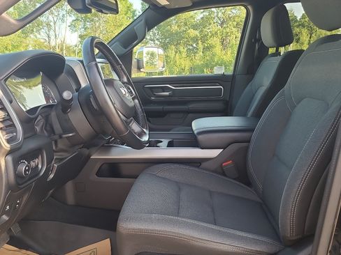 Used 2019 RAM 1500 Big Horn AWD/4WD image 13