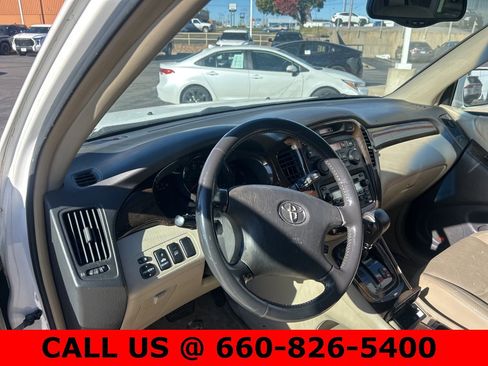 Used 2003 Toyota Highlander Limited image 8